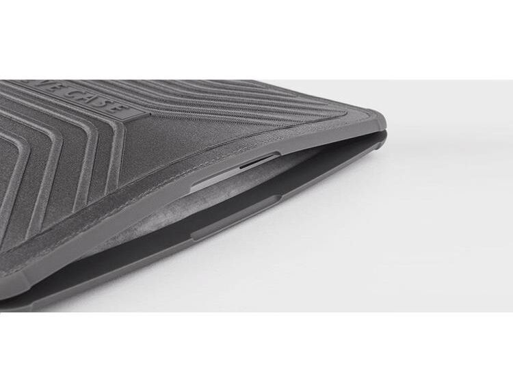 Voyage устойчив калъф за MacBook Air 13