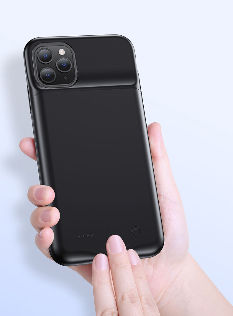 Usams кейс с батерия 4500mAh за iPhone 11 - черен