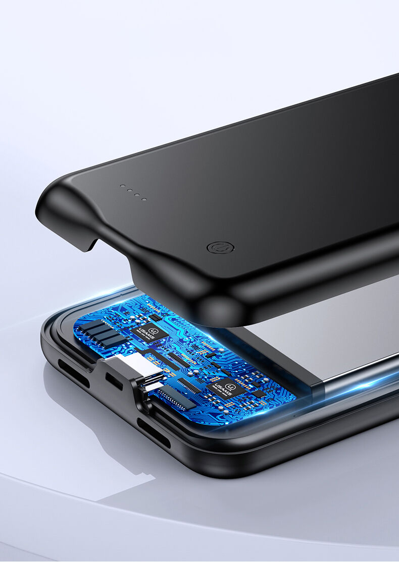 Usams кейс с батерия 4500mAh за iPhone 11 - черен