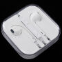 Слушалки с микрофон и регулиране на силата на звука с конектор 3,5 mm жак за Apple устройства - бели