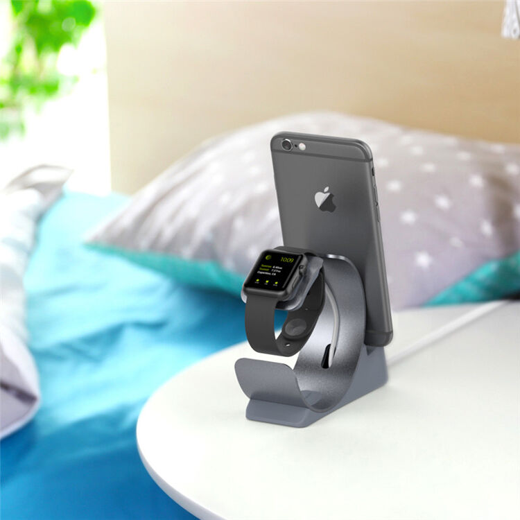 Елегантна алуминиева стойка / докинг станция за Apple Watch / iPhone - сребърен