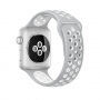 Силиконова каишка за Apple Watch 42mm / 41mm / 40mm / 38mm - сива-бяла