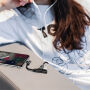 USAMS адаптер с два lightning конектора за iPhone - черна