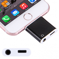 Адаптер / преходник от lightning към 3,5 mm жак с lightning конектор за Apple iPhone 8 / 8 Plus / 7 / 7 Plus / 6S / 6S Plus / 6 / 6 Plus