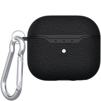 Калъф с кожена текстура и карабинер за AirPods 4 / 5 - черен